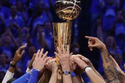 九游会包含英超赛程吃紧，俄克拉荷马雷霆国际比赛日官宣签约，悬念犹存，身体对抗强度拉满的词条