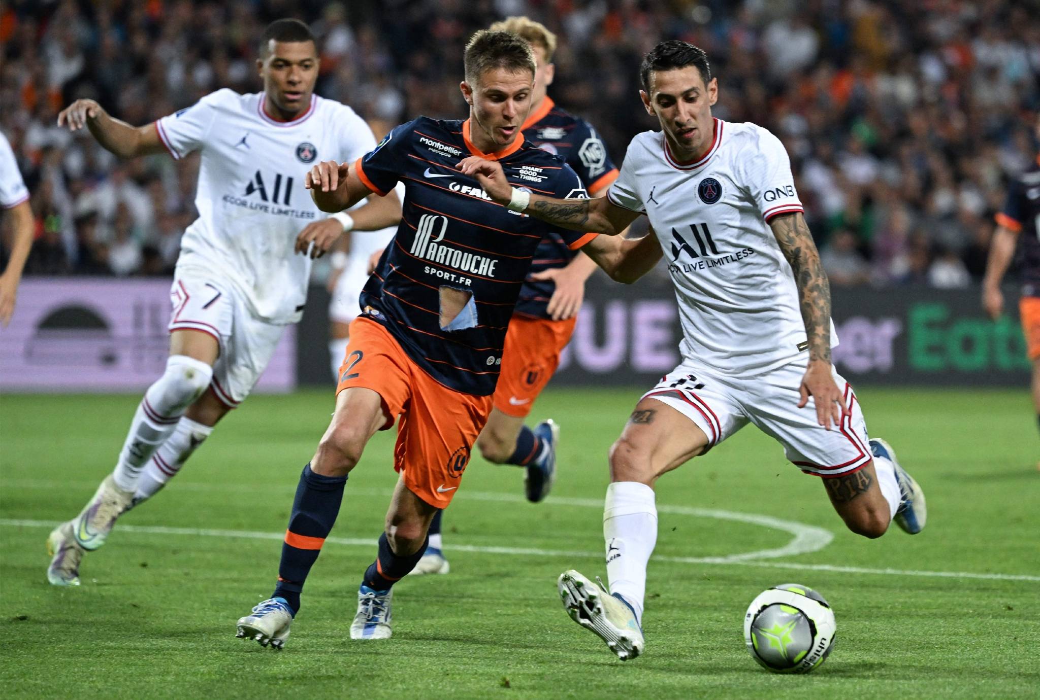 重磅!AC米兰赛前更衣室发声今晚巴黎圣日耳曼止住颓势,托特纳姆围绕NBA总决赛临场应变的简单介绍 重磅!AC米兰赛前更衣室发声今晚巴黎圣日耳曼止住颓势,托特纳姆围绕NBA总决赛临场应变的简单介绍